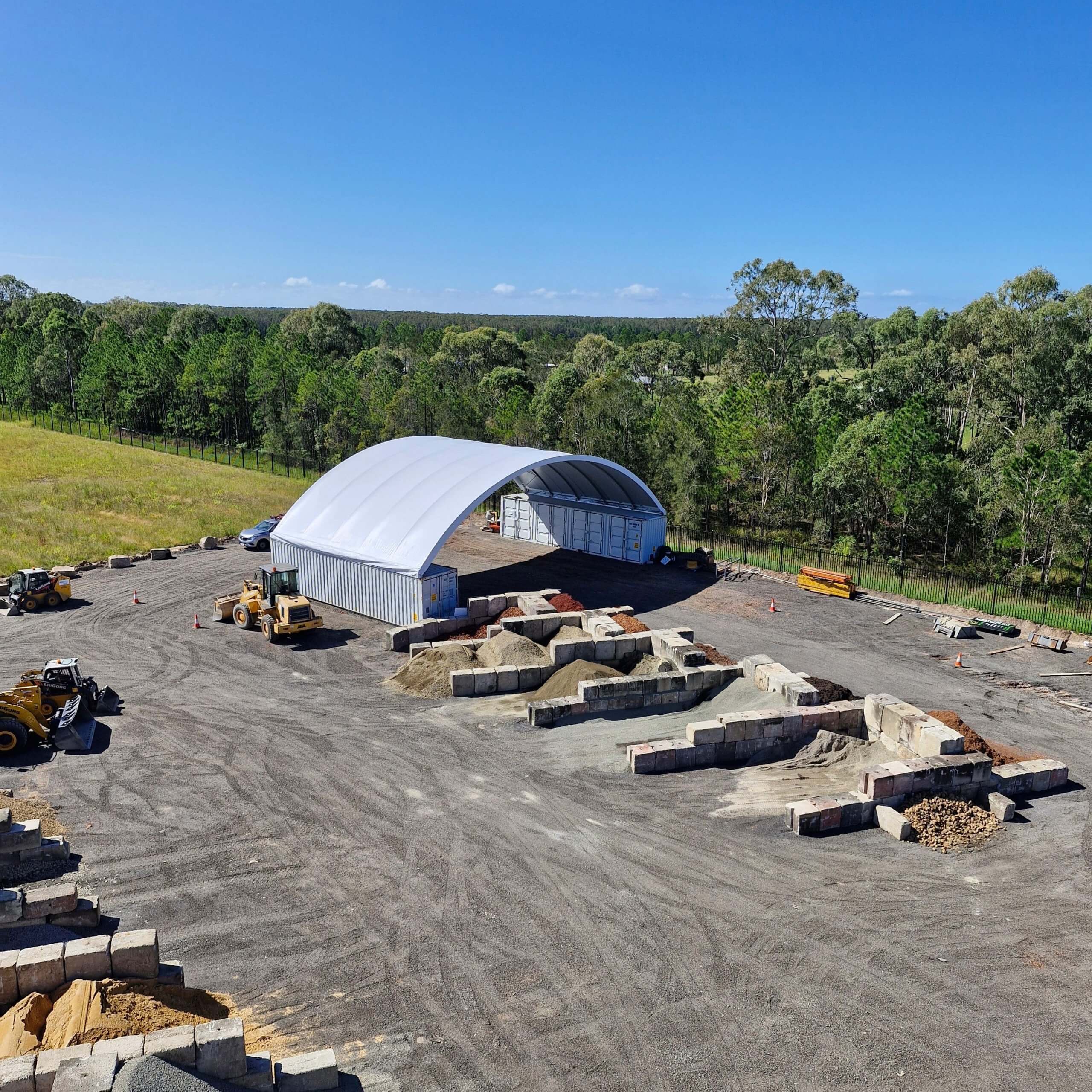 A 21m wide container dome at a worksite.